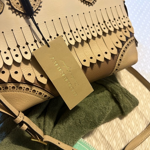 Used 4x w/tag Burberry Small Banner MSRP $1,890 - Picture 10 of 16